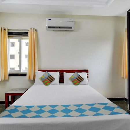 Oyo Home Msr Guest Inn Homestay Nellore Luaran gambar