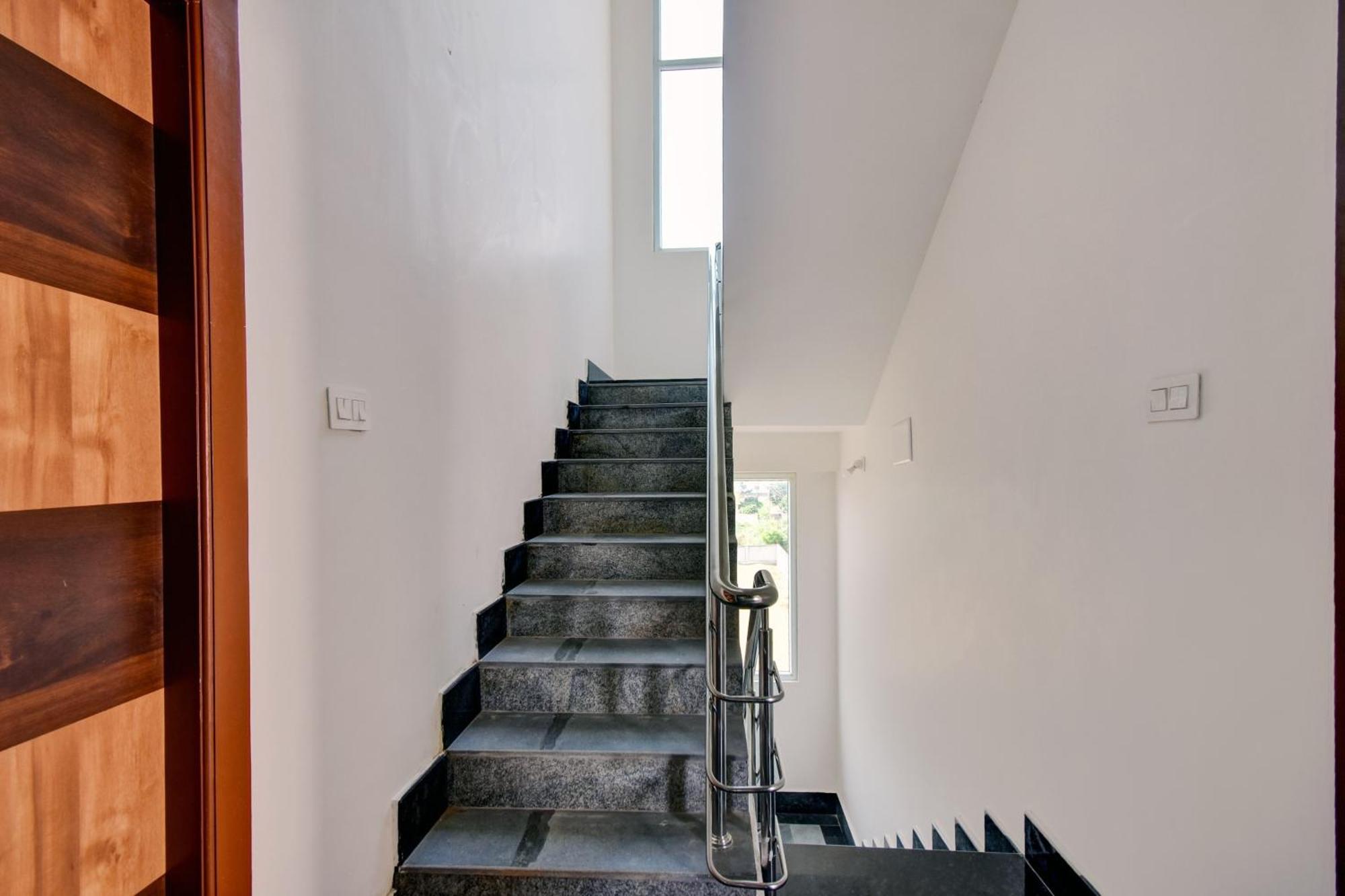 Oyo Home Msr Guest Inn Homestay Nellore Luaran gambar