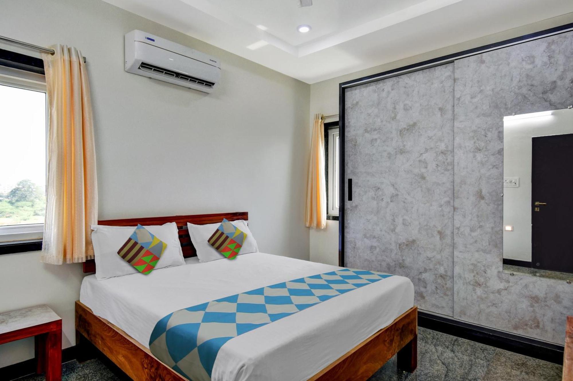 Oyo Home Msr Guest Inn Homestay Nellore Luaran gambar