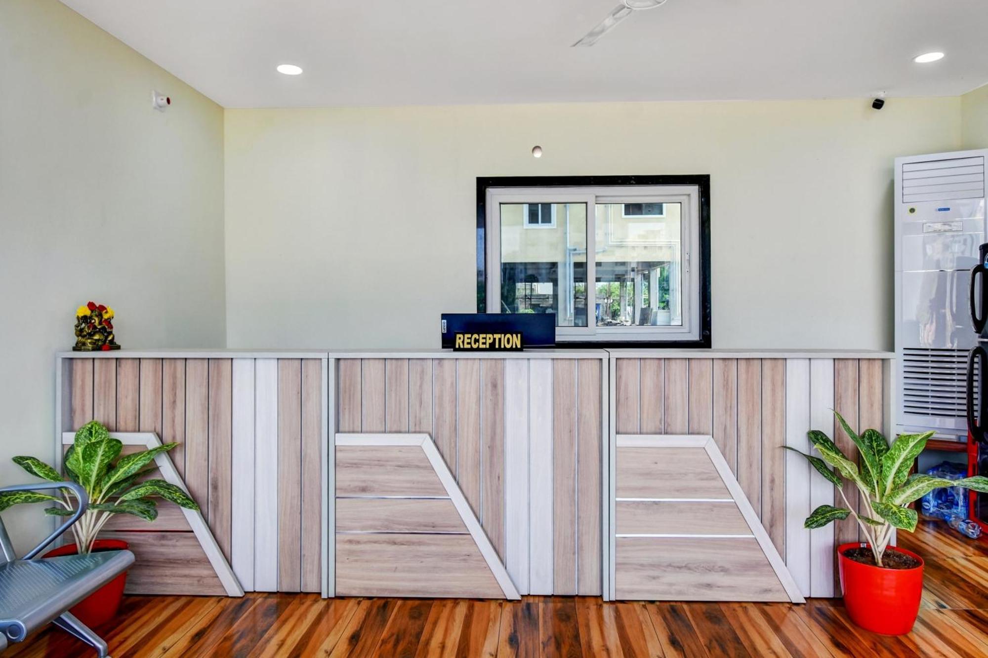 Oyo Home Msr Guest Inn Homestay Nellore Luaran gambar